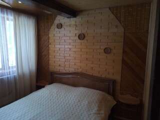 Проживание в семье Homestay Opryshky Татаров Двухместный номер с 1 кроватью и общей ванной комнатой-4