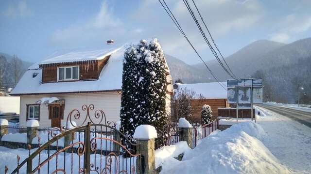 Проживание в семье Homestay Opryshky Татаров-5
